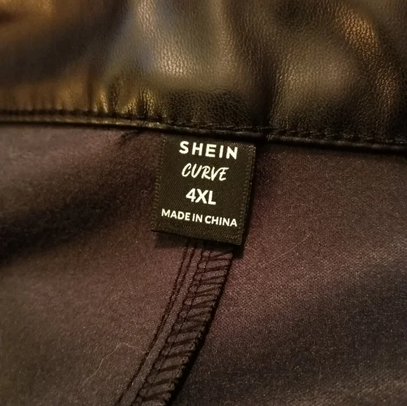 Shein Curve Pleated Faux Leather Button Up Shorts Size 4XL - Picture 4 of 5